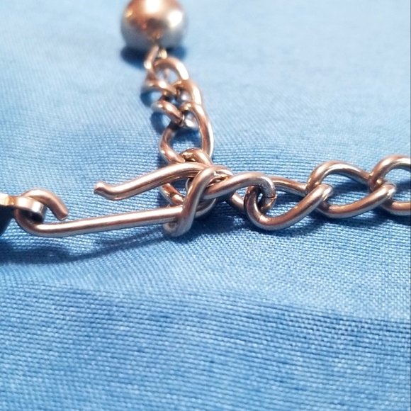 NECKLACE - Picture 3 of 4